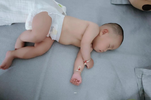 永新孕妇想吐吐不出来